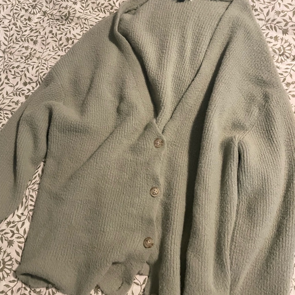 American eagle cardigan